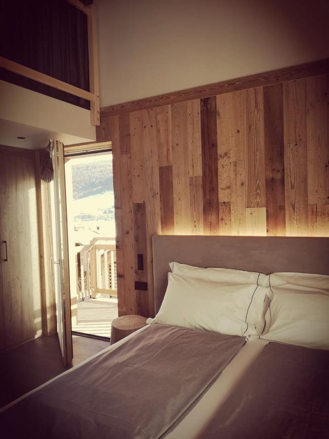 Garni Al Silvestri Vei Hotell Livigno Exteriör bild