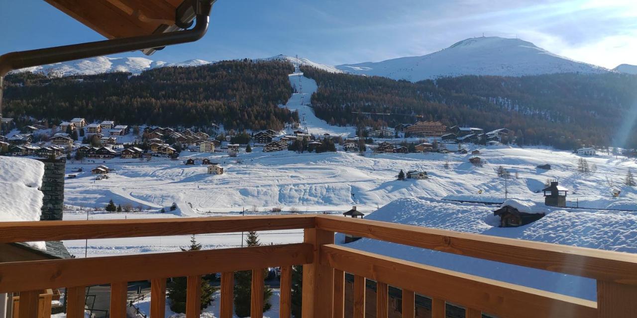 Garni Al Silvestri Vei Hotell Livigno Exteriör bild