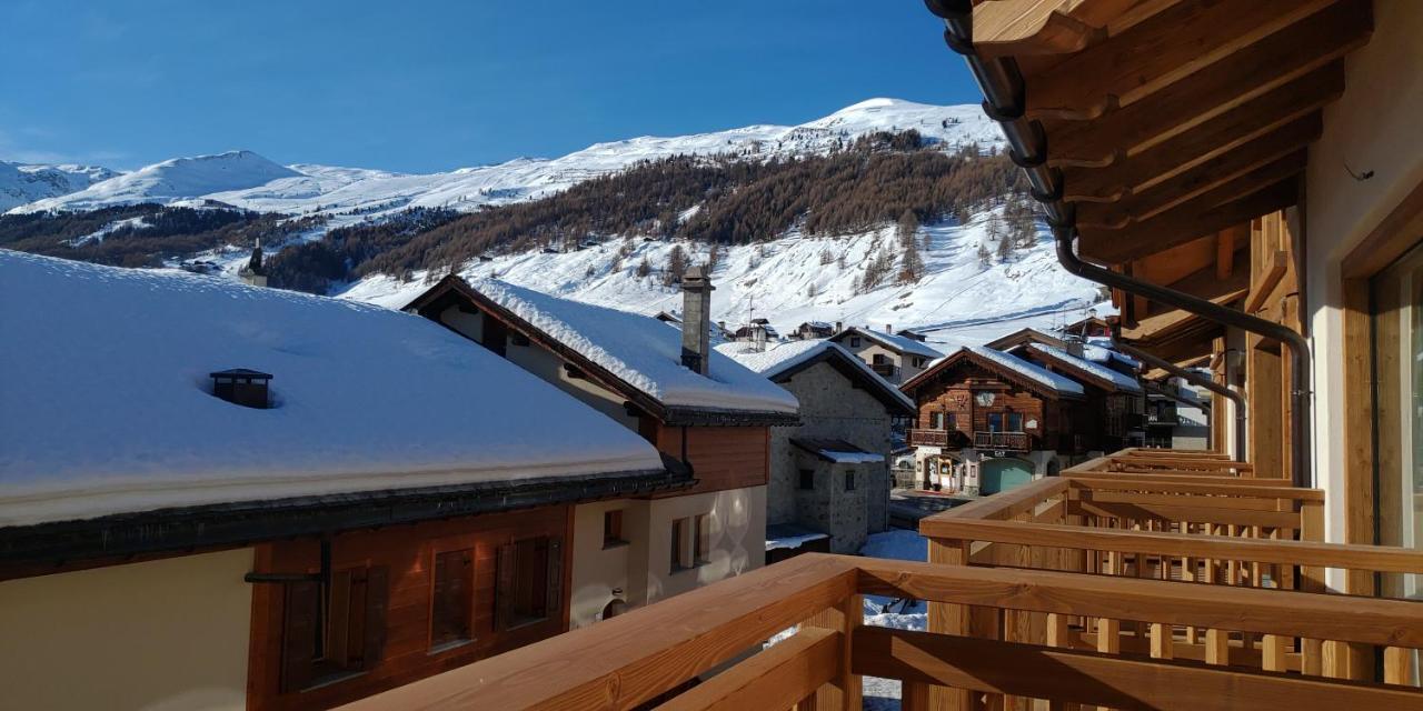 Garni Al Silvestri Vei Hotell Livigno Exteriör bild